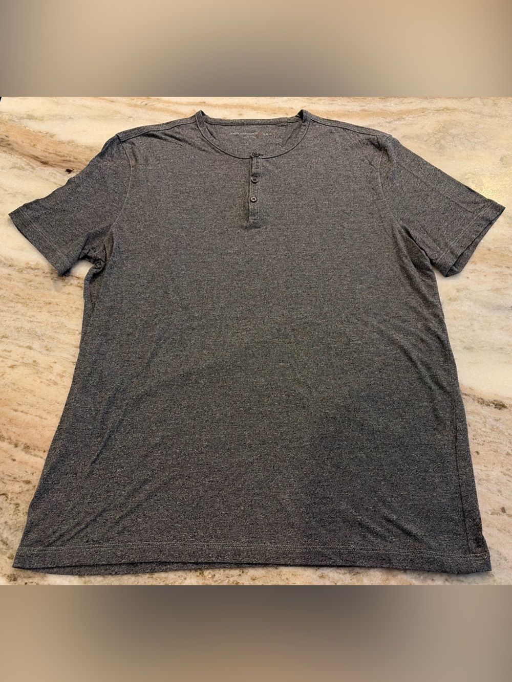 John Varvatos Star USA Short Sleeve Henley T-Shirt Heather Grey Men’s Large (L)